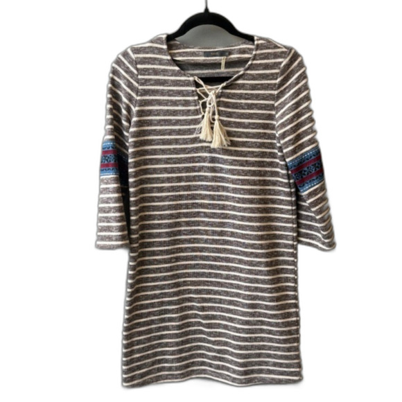 THML Striped Boho Dress XS Geometric Sleeve Detail Lace-Up Tassel Southwestern - Picture 2 of 7